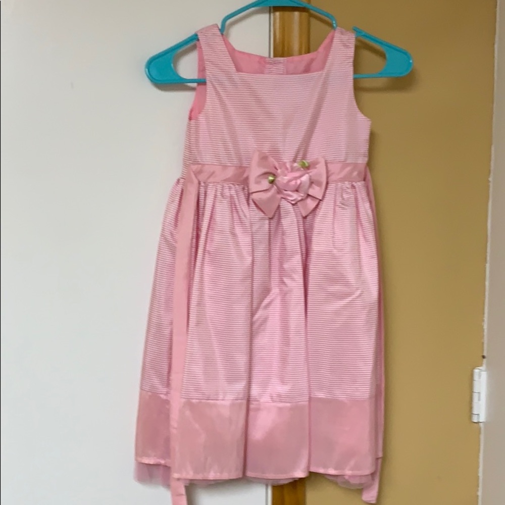 Girls dress